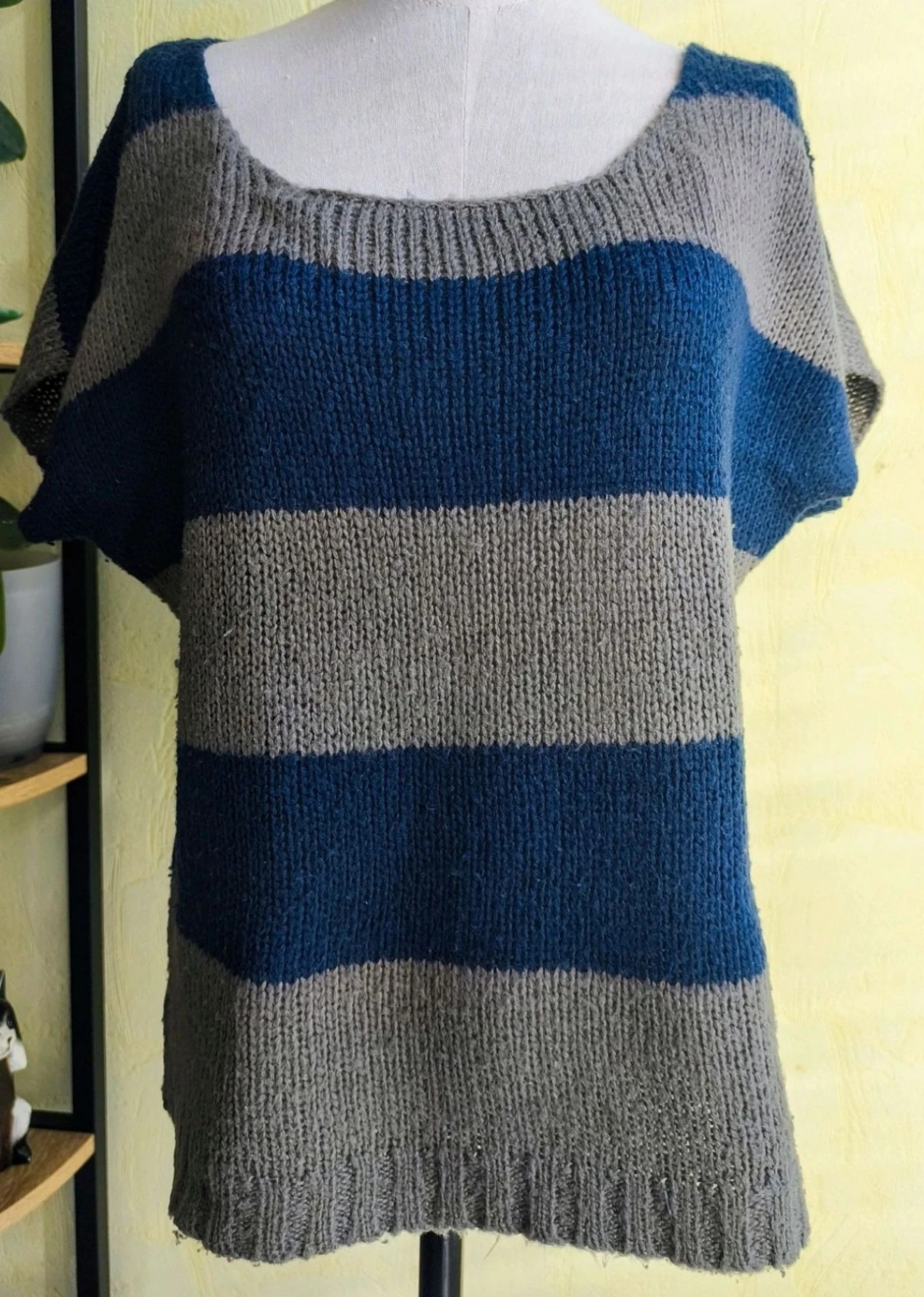 Blusa de malha listrada cinza e azul – photo 4